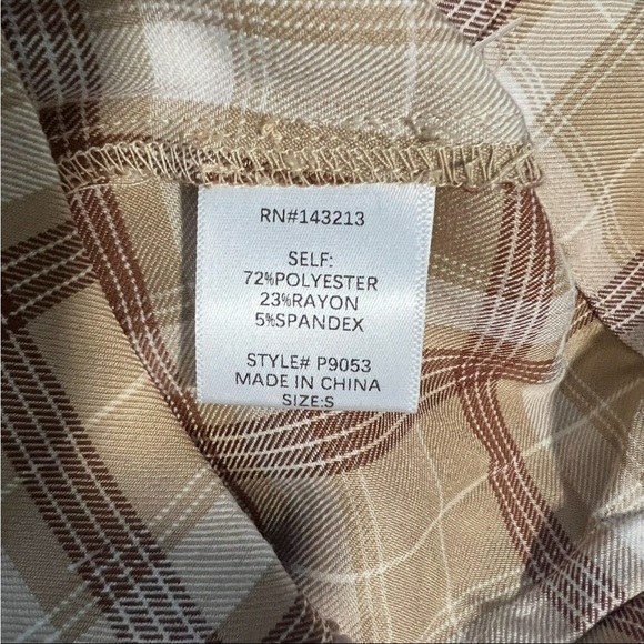 Neutral Ground Plaid Pants, New with Tags, Size Small - Picture 7 of 7